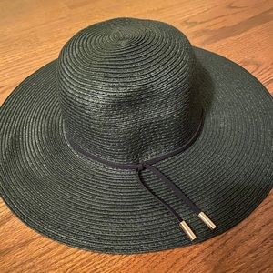 Set of 2 wool Hat and Floppy Hat